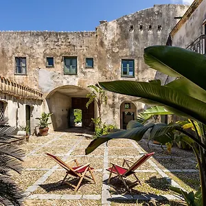 Surrounded By Nature Overlooking The Sea - Cefalu Lascari